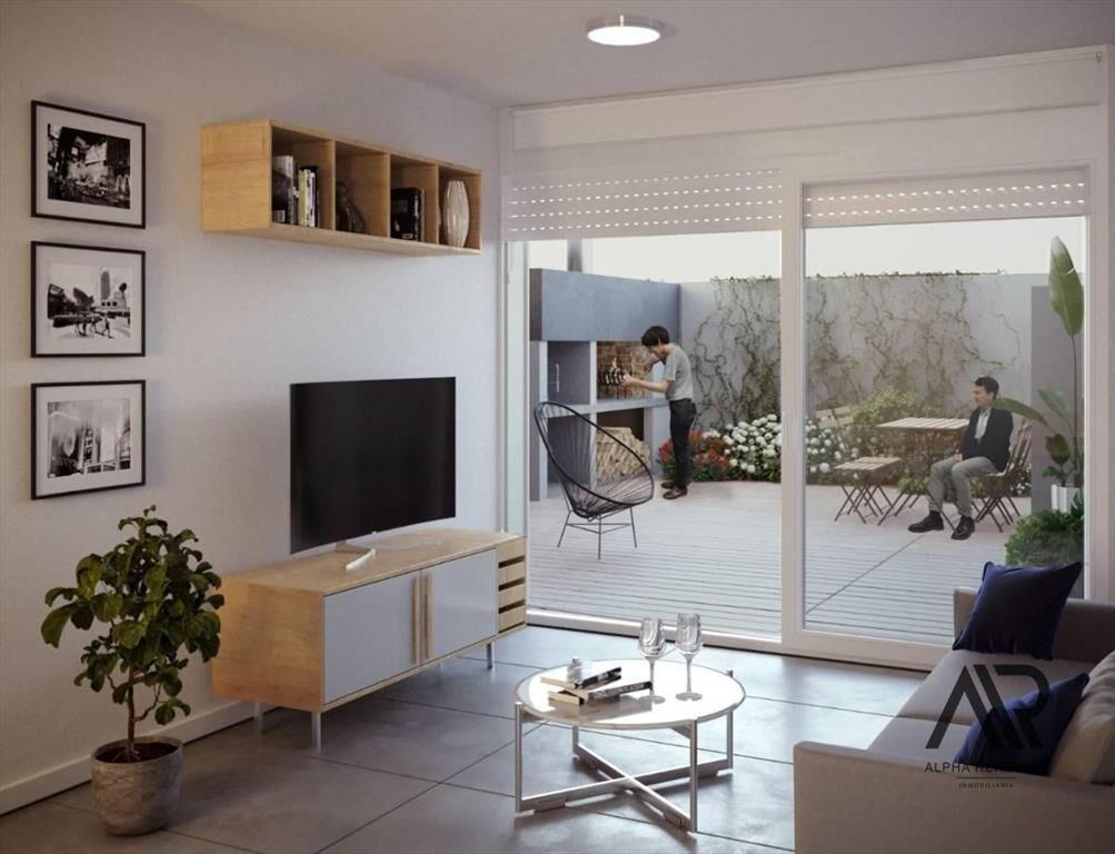 Apartamento 2 dormitorios al frente con terraza, en pozo...