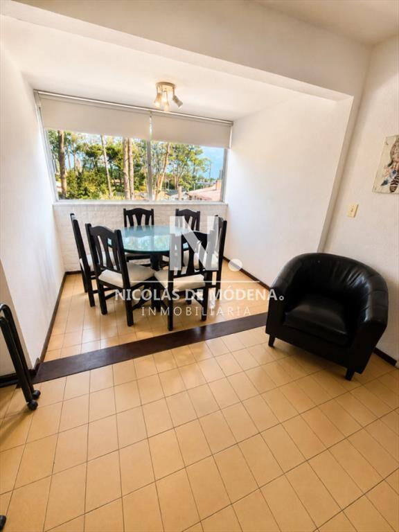 En venta apartamento de 2 dormitorios en Cantegril, Punta d
