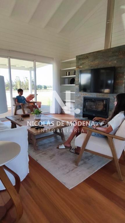 En venta casa en el Quijote de 2 dormitorios, con