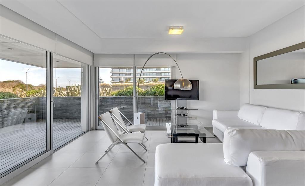 Alquiler Apartamento frente al mar, Punta del Este