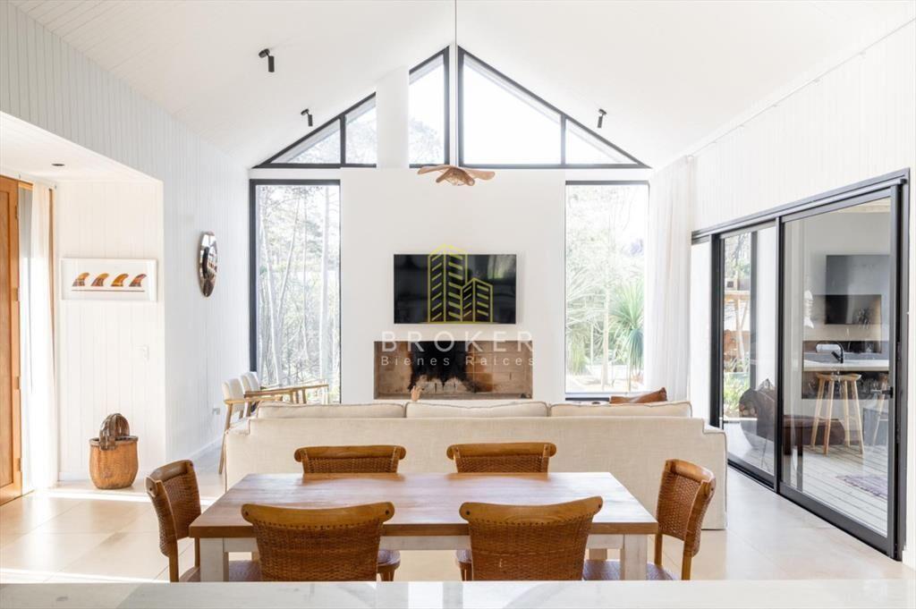 Venta casa barrio privado La Barra Reserva punta