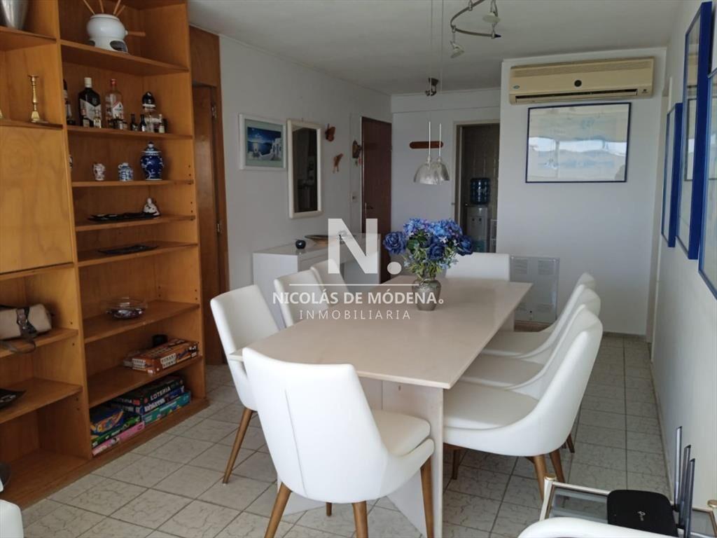 Apartamento en Peninsula, 3 dormitorios *