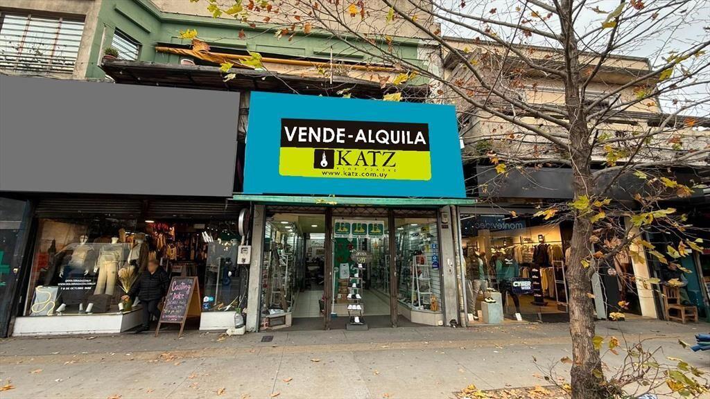 8 de octubre y Comercio, 450 m2 , 4,5 mts frente, salida As