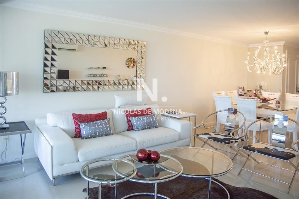 Hermoso departamento en edificio Imperiale en 3