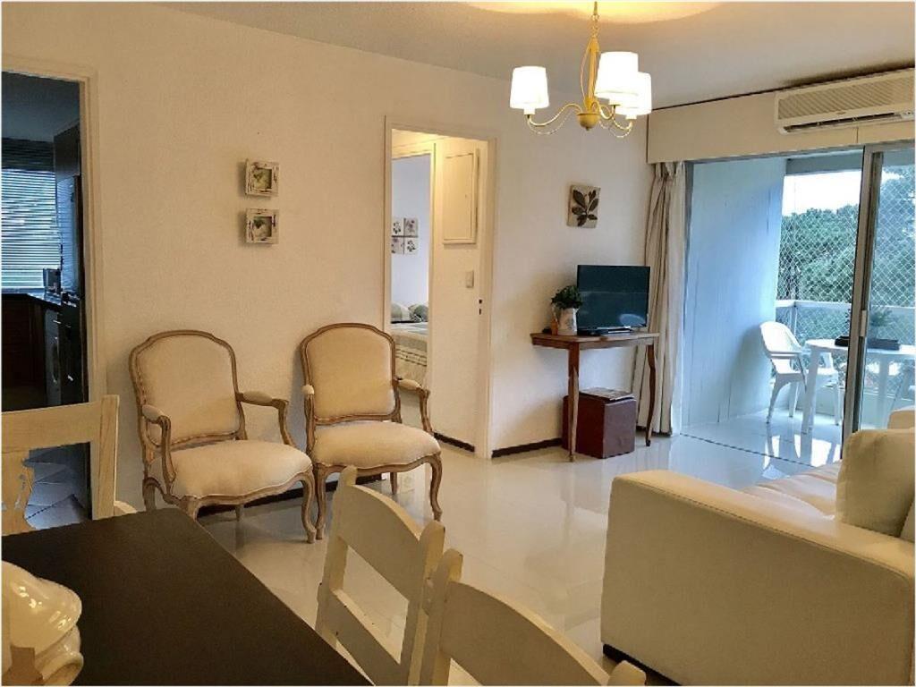 Apartamento en Roosevelt, 2 dormitorios *