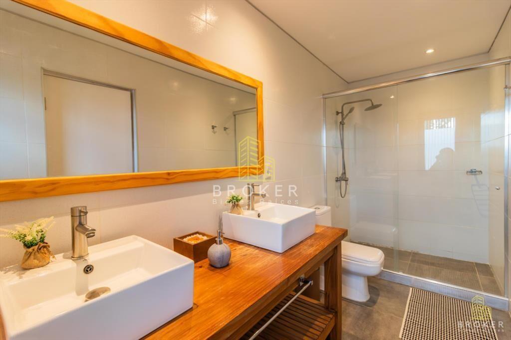 Venta Casa 4 dormitorios en Lomas de La Tahona