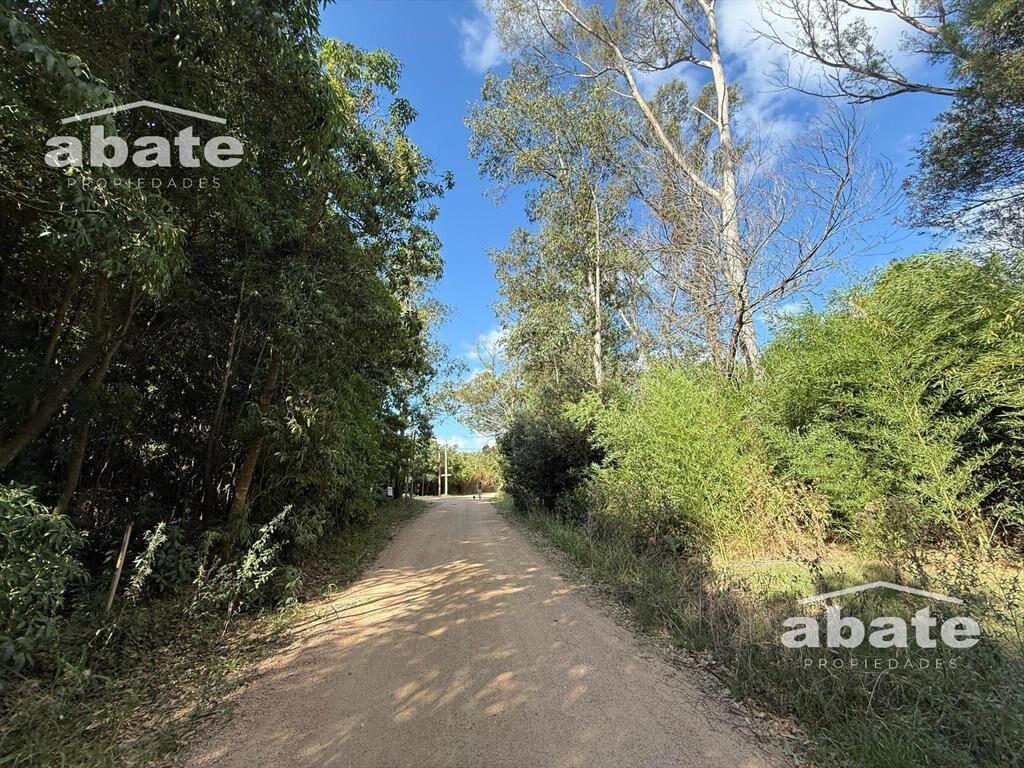 Venta de terreno a metros de Laguna del Sauce