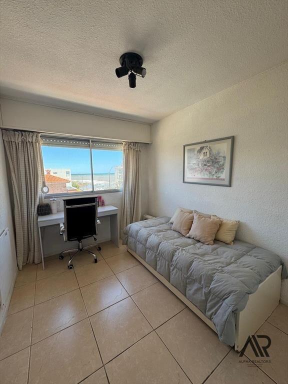 Apartamento en alquiler c/ cochera en Península
