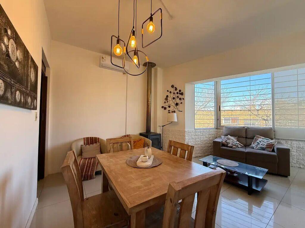 VENTA CASA DE ALTOS, 2 DORMITORIOS, CERRITO