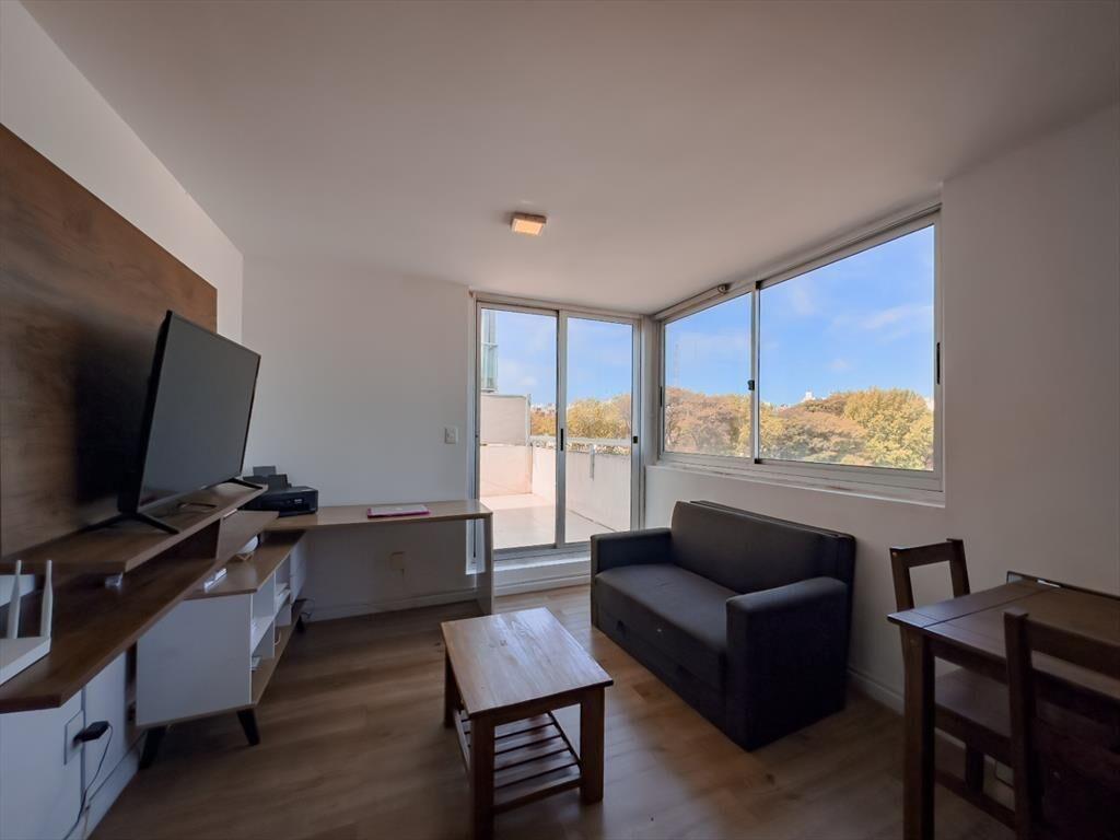 Apartamento en venta de 2 dormitorios + garaje CON RENTA...
