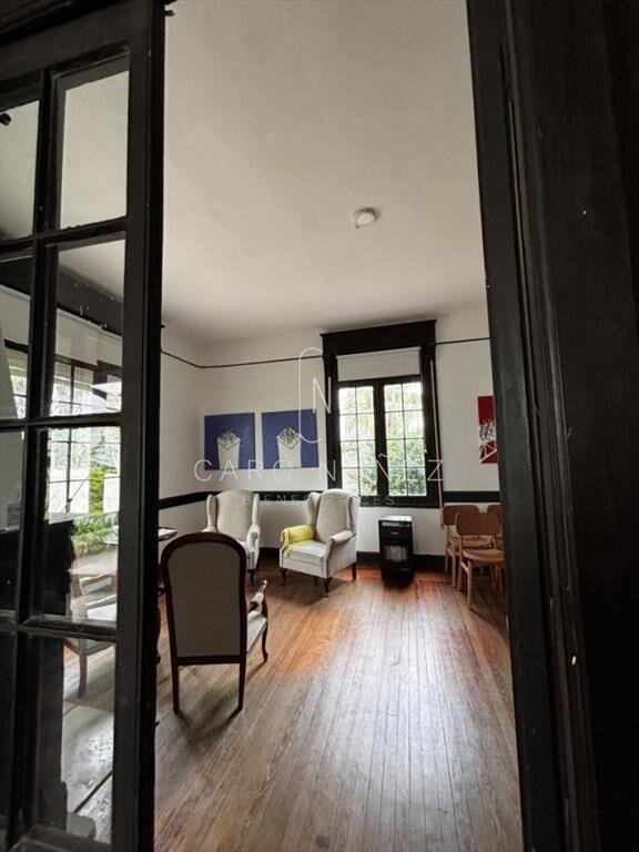 Alquiler o venta de gran residencia de estilo en