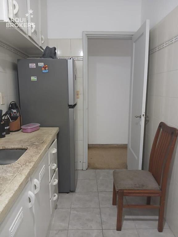 Apartamento de tres dormitorios en venta con renta en Tres