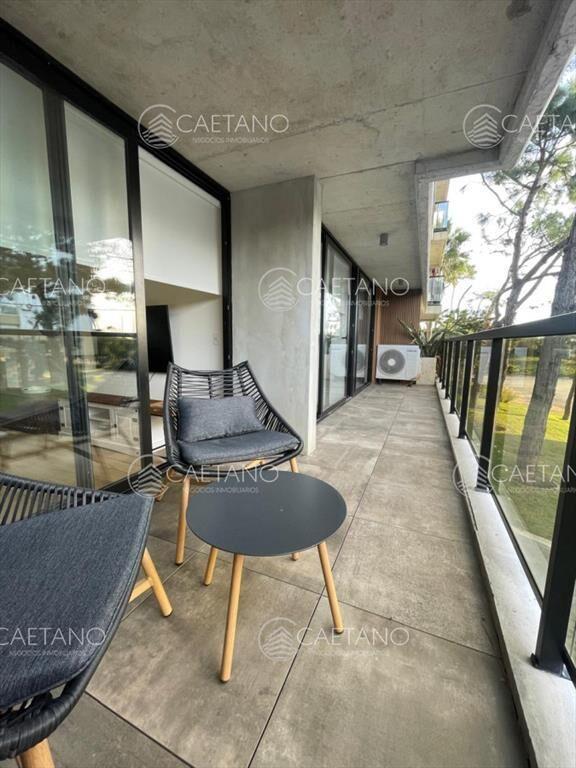 Venta apartamento 2 dormitorios. Playa mansa, Punta del Est