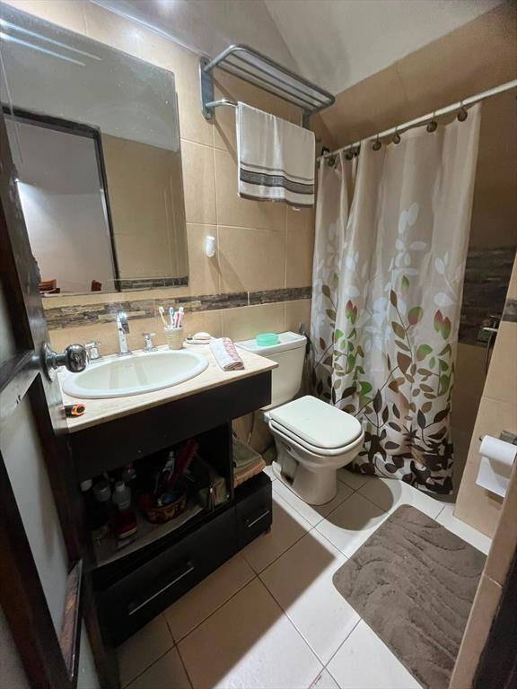 Venta Casa PH Cordón 4 Dormitorios y Garage