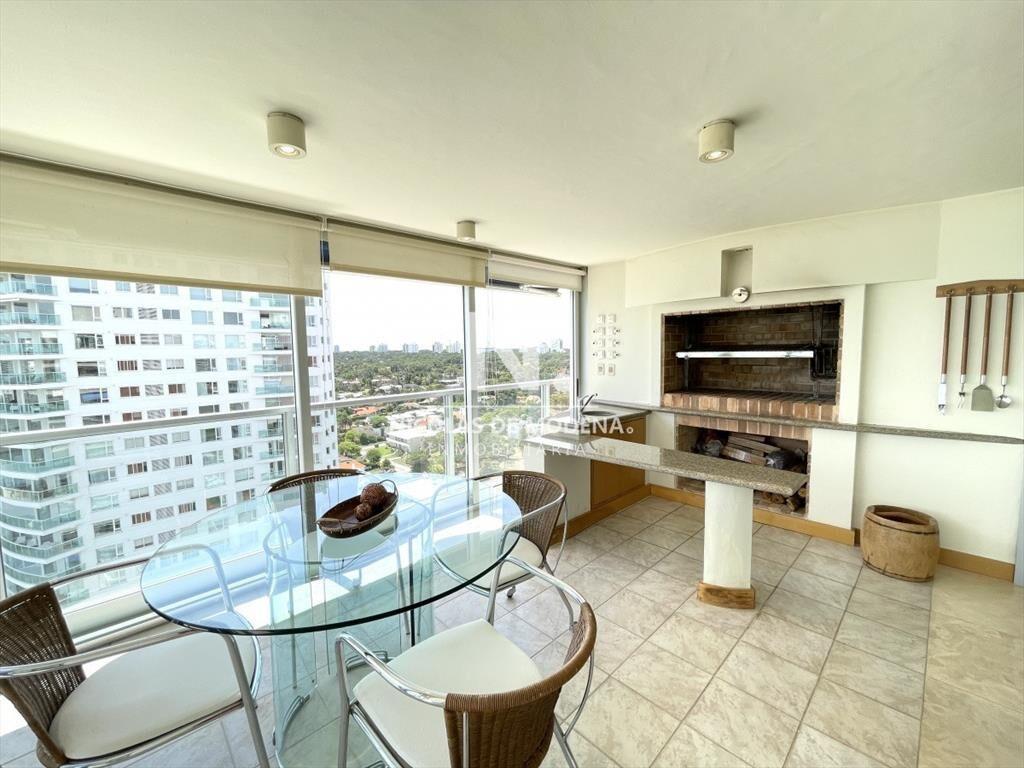 Venta Semipiso frente al mar en Punta del Este, 8