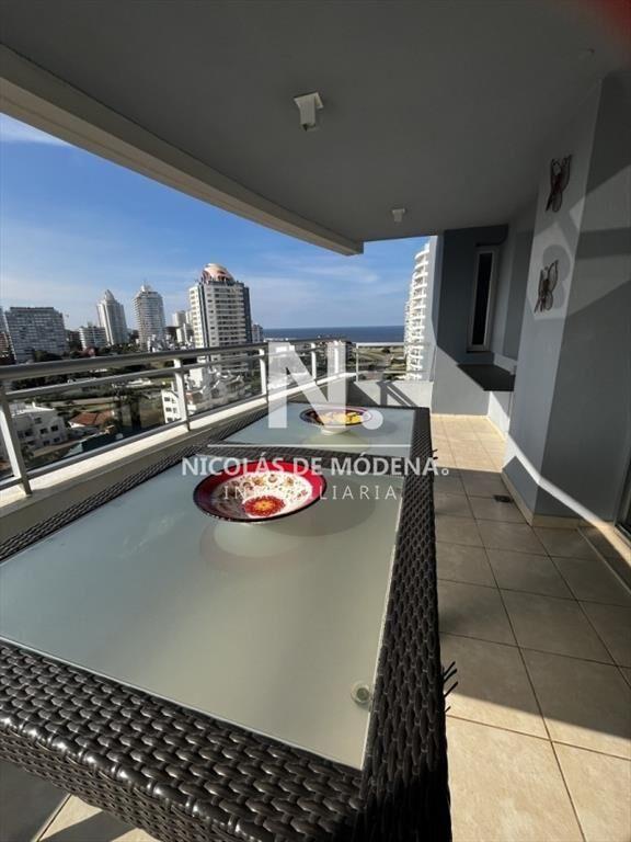 Departamento 3 dormitorios En Venta, Chiverta a