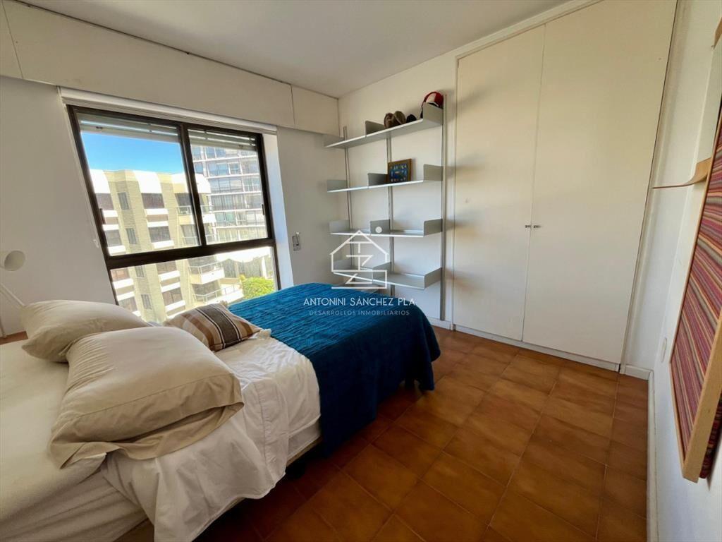 VENTA APARTAMENTO 4 DORMITORIOS PUNTA DEL ESTE