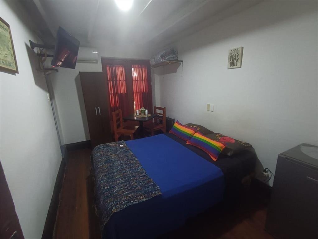 Hotel centrico funcionando a full!!!