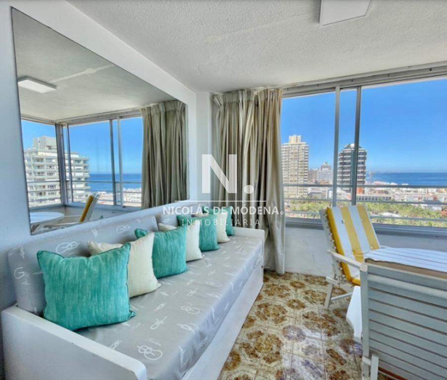 Vende Apartamento de 2 dormitorios en Punta del