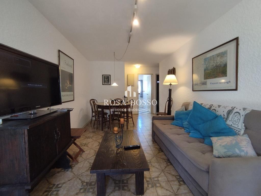 Departamento de dos dormitorios en venta en Punta del Este