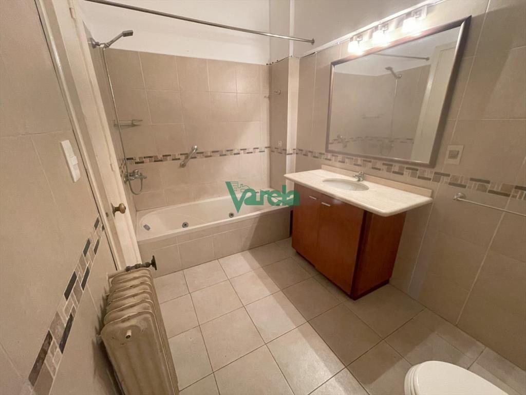 Apartamento alquiler Cordon sobre 18 de Julio 3 y