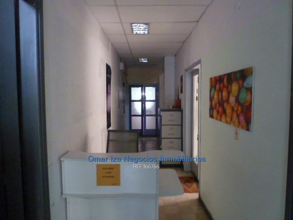 Venta local industrial Goes, deposito comercial showroom