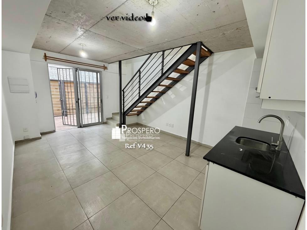 v435/4 alquiler duplex 1 dorm Cordon c/patio casi a estrenar