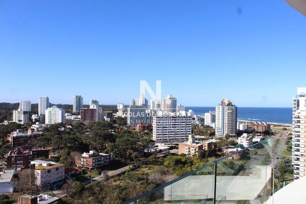 Apartamento en venta de 3 dormitorios