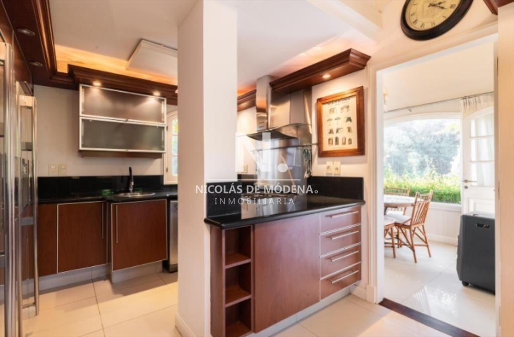 Se vende espectacular casa en Montoya, La Barra de 7 dormit