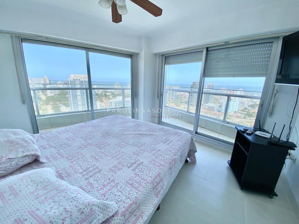 Apartamento en venta en Seasson Tower.