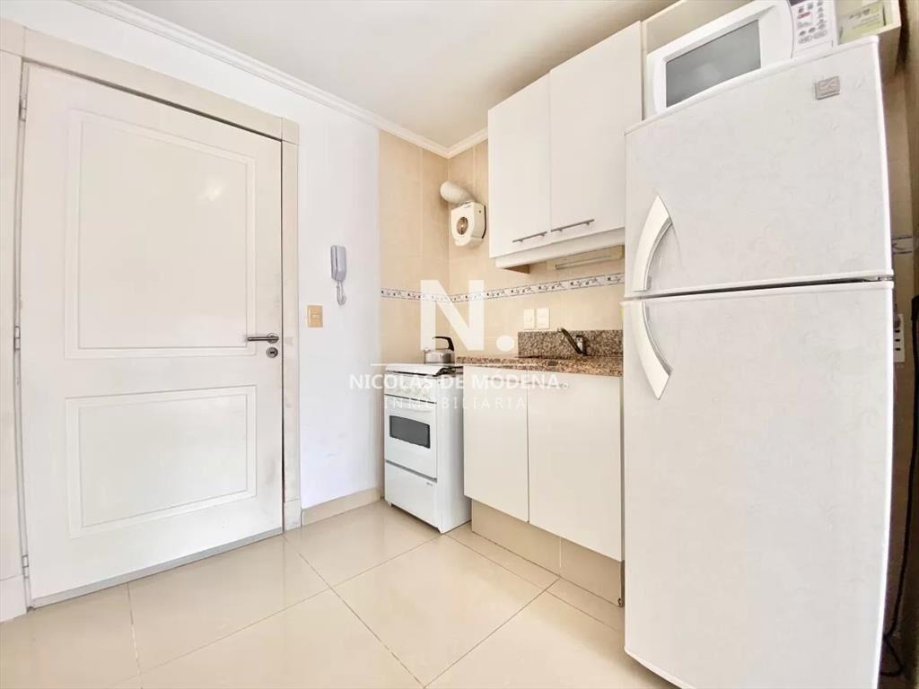 Departamento de 1 dormitorio en edificio Cabo San