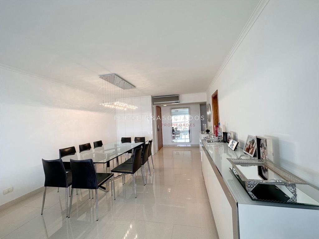 Apartamento en venta de 3 dormitorios en Miami I,