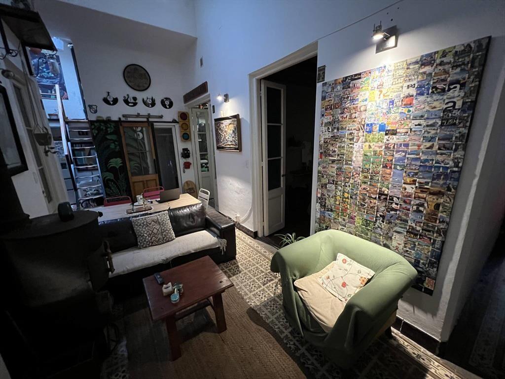 Venta Casa Cuatro Dormitorios en Pocitos con Azotea amplia