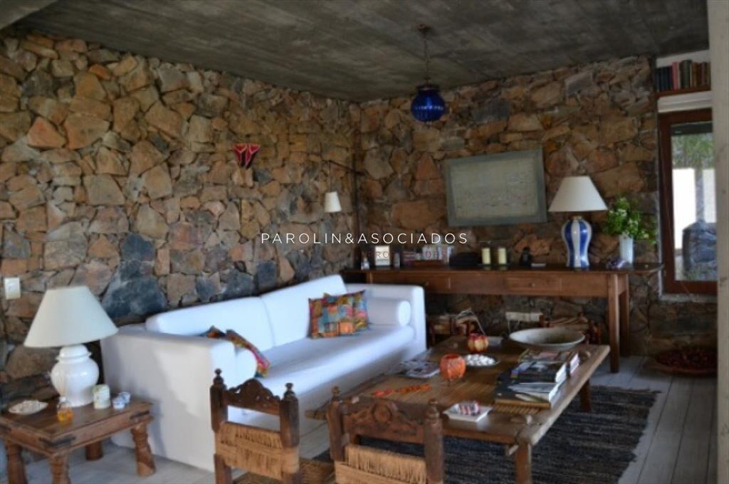 Casa en venta de 4 dormitorios en Montoya, La