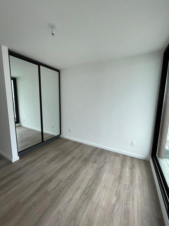 Venta Apartamento amplio 2 dormitorio, 2 baños y balcón con