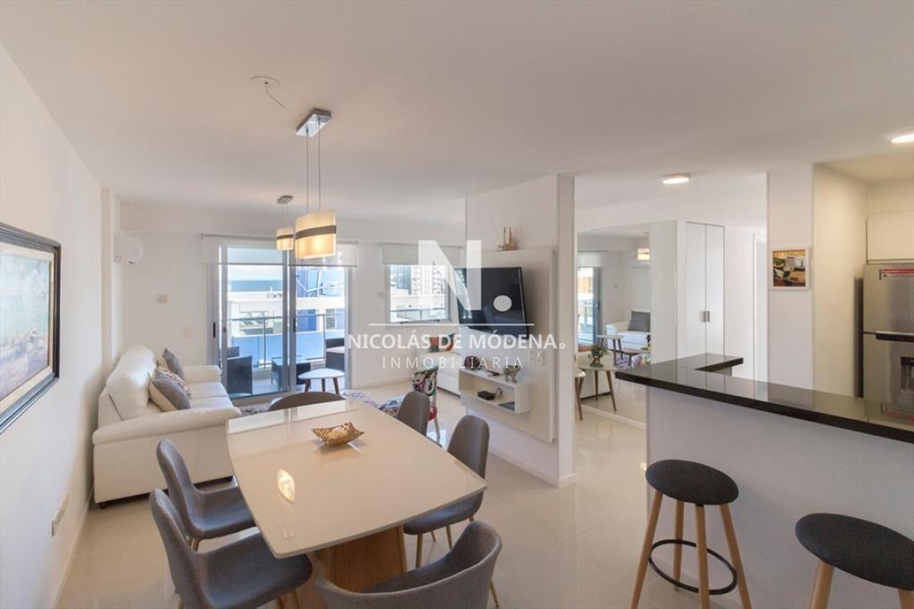 Hermoso Apartamento en torre Arenas del Mar 2