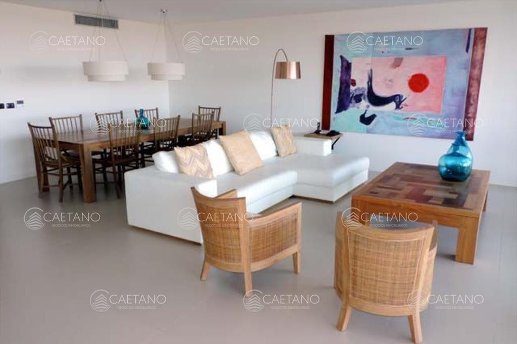 Apartamento en Brava, 3 dormitorios