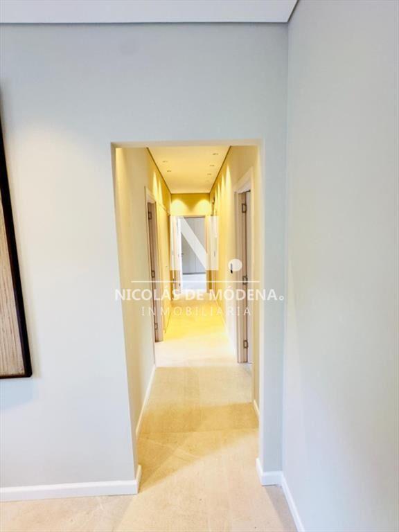 Vende casa a estrenar en Club del lago, Punta