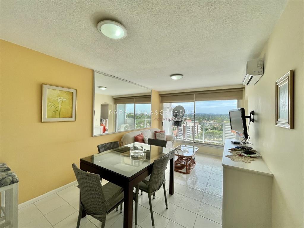 Apartamento en venta en Mansa, Punta del Este.