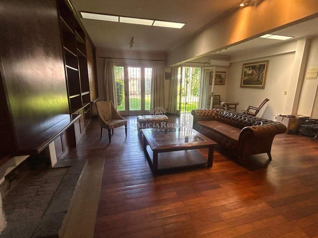 ESPECTACULAR RESIDENCIA EN LA MEJOR ZONA DE PARQUE BATLL...