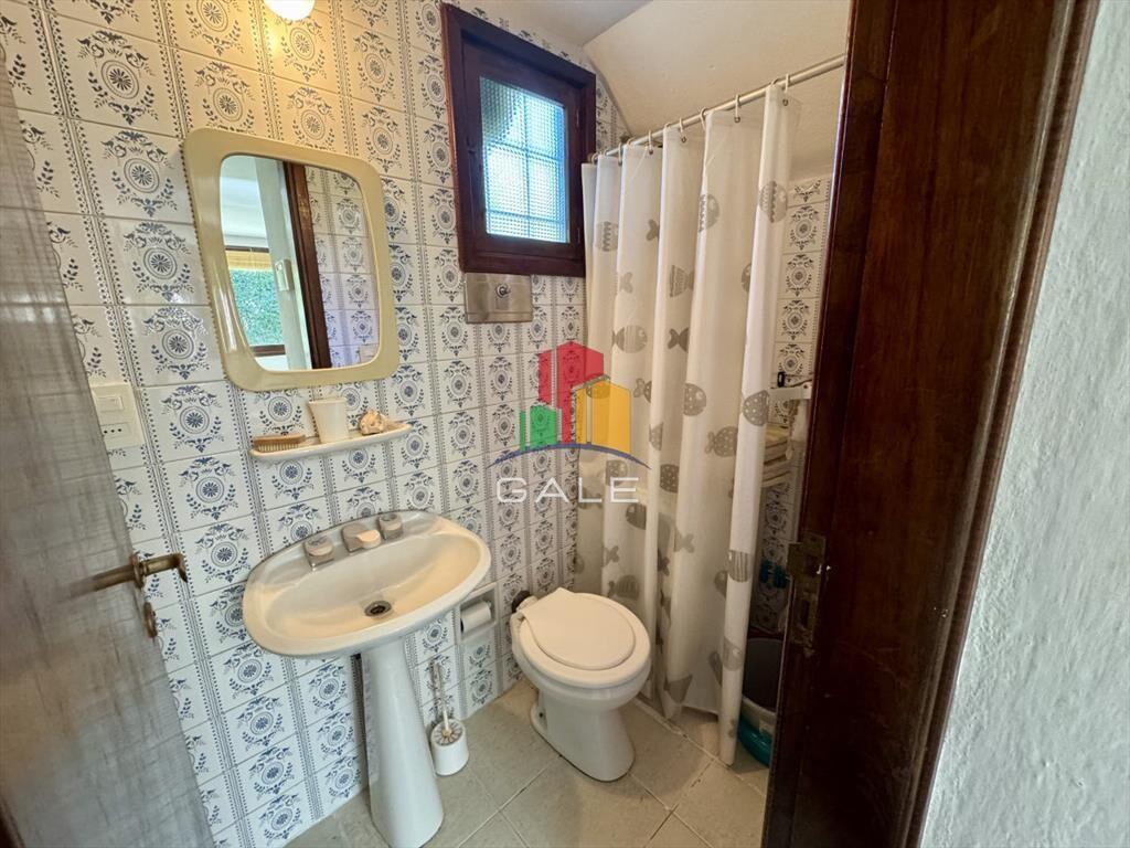 Casa en alquiler en brava a escasos metros del mar