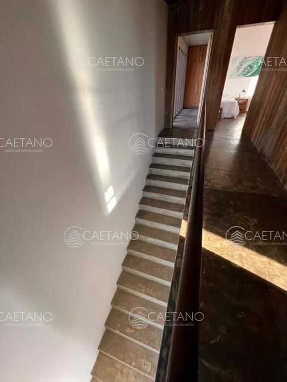 Venta casa 5 dormitorios Punta Piedras,