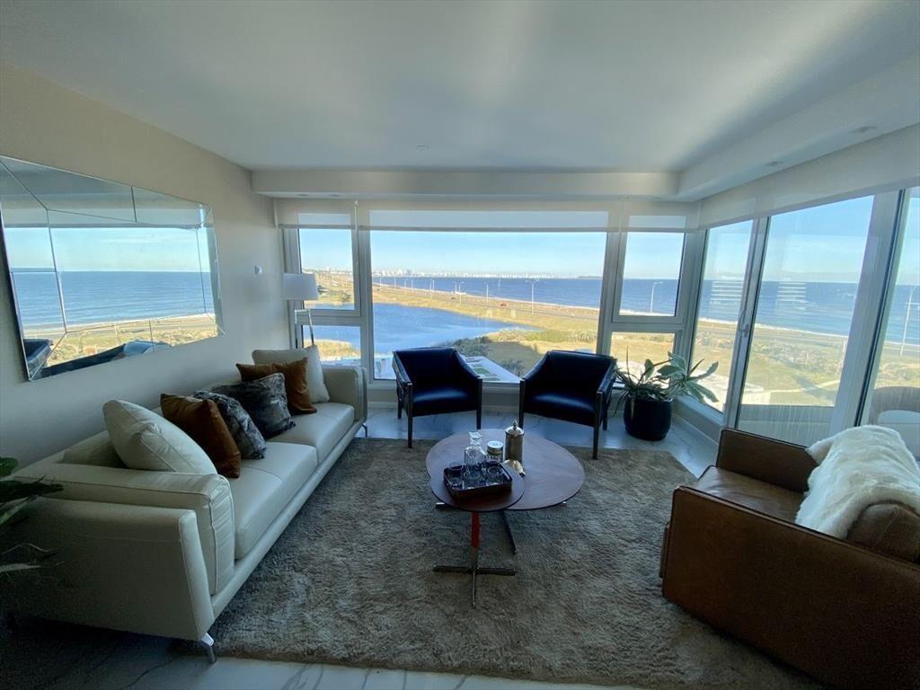 Venta apartamento 3 dormitorios Punta del Este