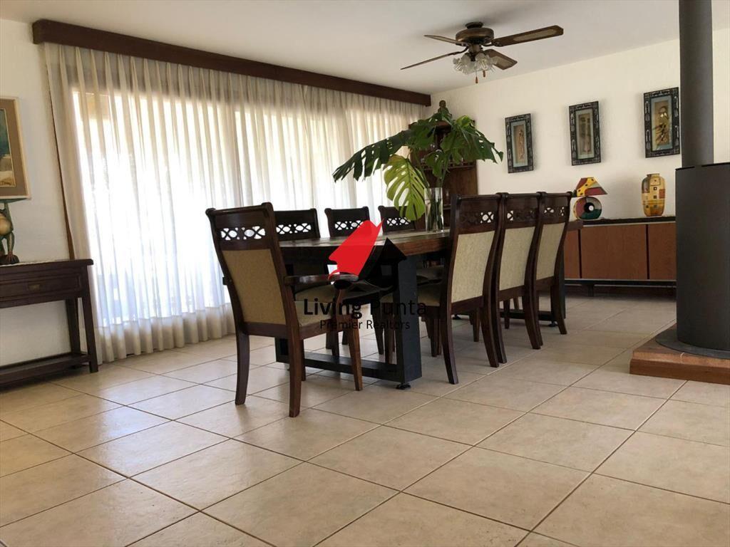 Hermosa casa en alquiler disponible