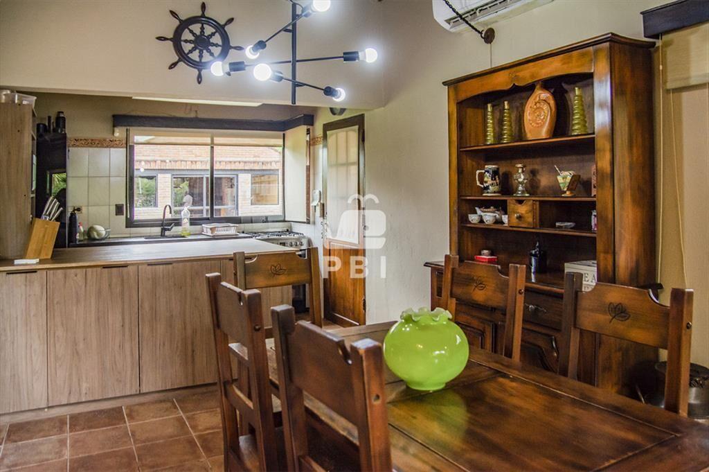 En venta casa de 3 Dormitorios en Jardines de con