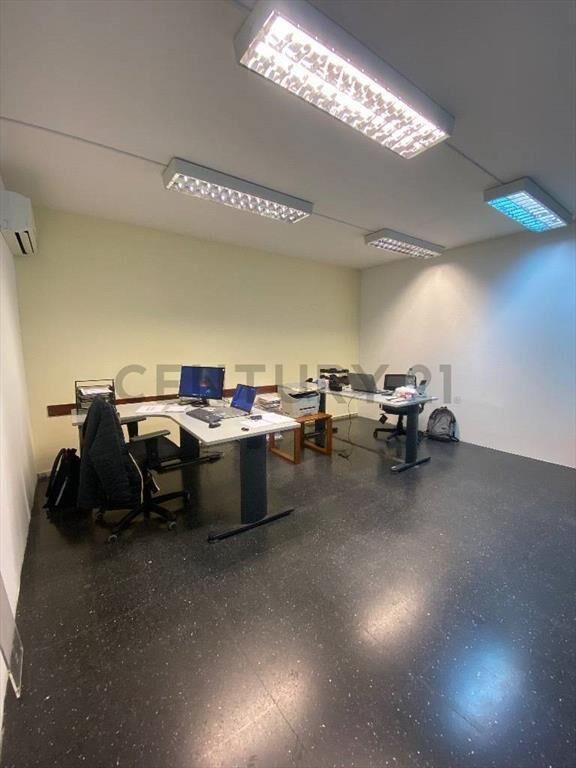 OFICINA Cordón Sur , 85 mt2, 3 oficinas pivadas,sala de r...