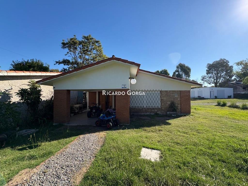 Casa en venta con renta de 6 dormitorios a metros de la ...