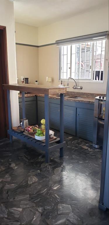 Para entrar en una planta !!! Amplio jardín parquizado al