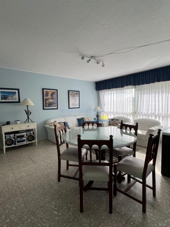 Apartamento en Venta de 3 Dormitorios en la , del