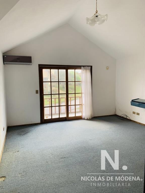 Casa en Venta a pasos del mar, 3 dormitorios , Playa Mansa